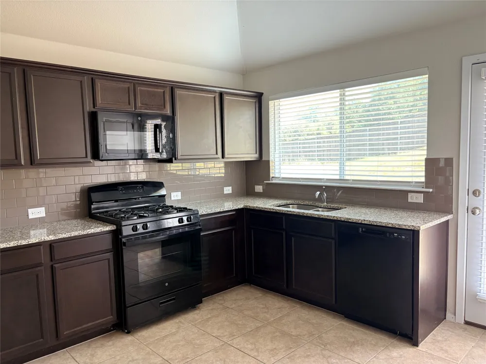 5712 Respinto Drive Austin, TX 78747