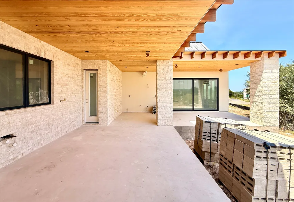100 Beauty Berry Horseshoe Bay, TX 78657