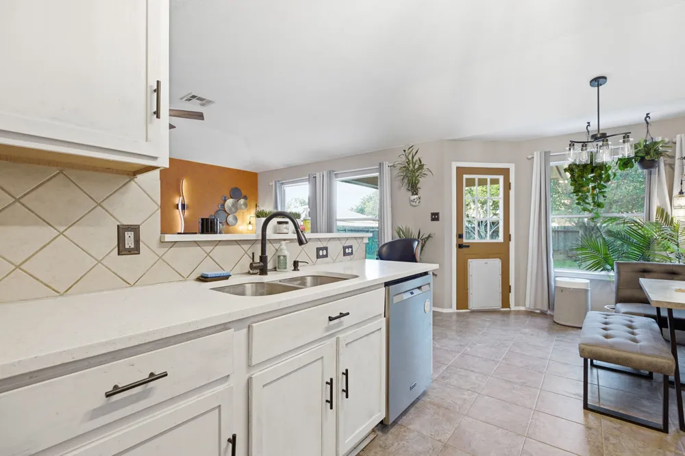 3133 Clinton Place Round Rock, TX 78665