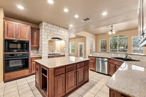 2909 Arbor Court