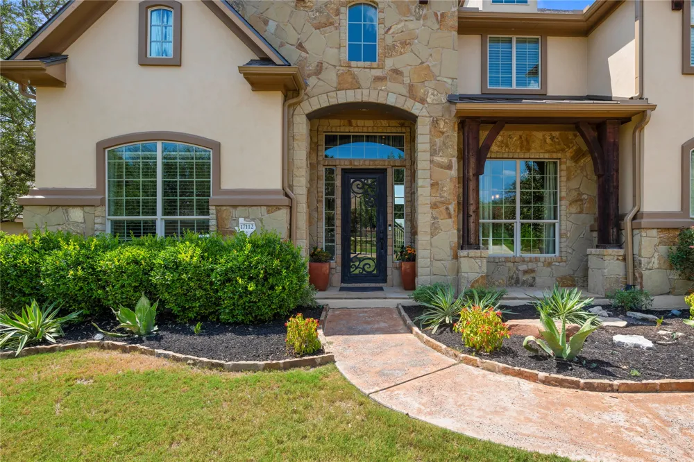 17112 Yellowstar Drive Austin, TX 78738