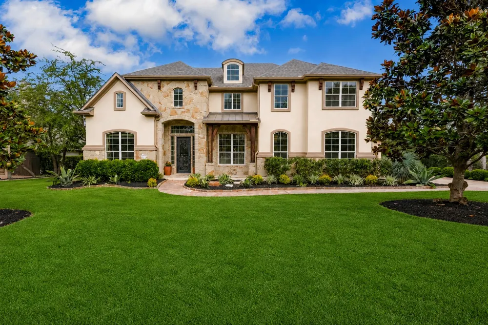 17112 Yellowstar Drive Austin, TX 78738