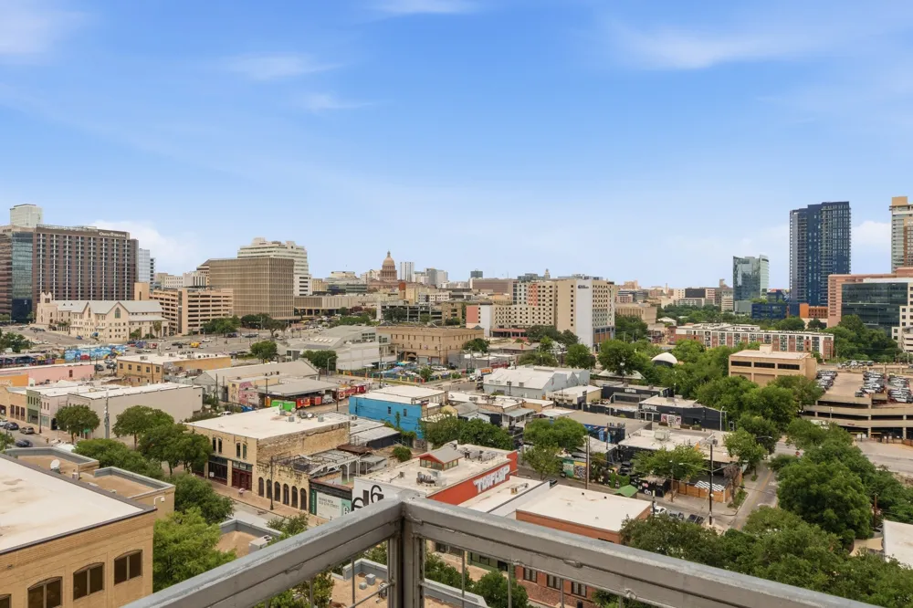 507 Sabine Street #901 Austin, TX 78701