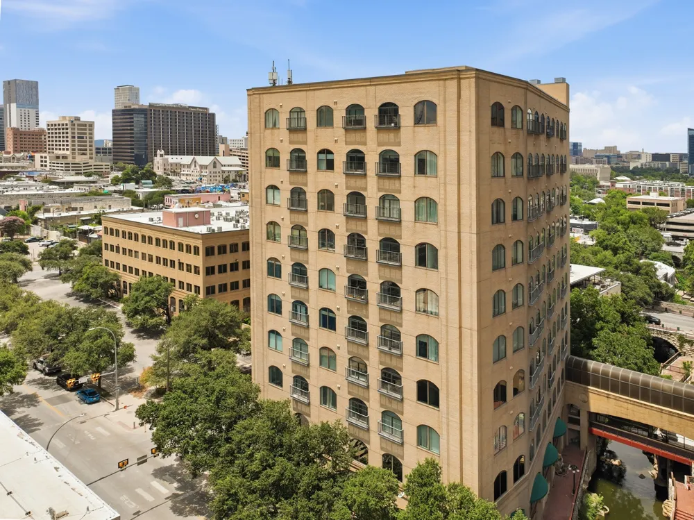 507 Sabine Street #901 Austin, TX 78701