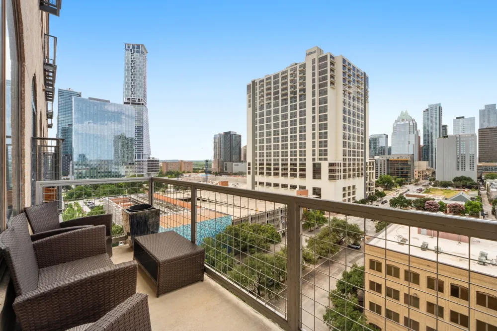 507 Sabine Street #901 Austin, TX 78701