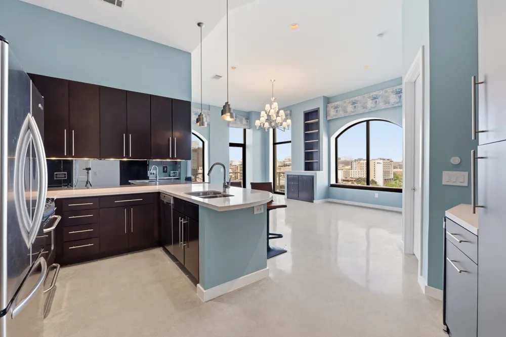 507 Sabine Street #901 Austin, TX 78701