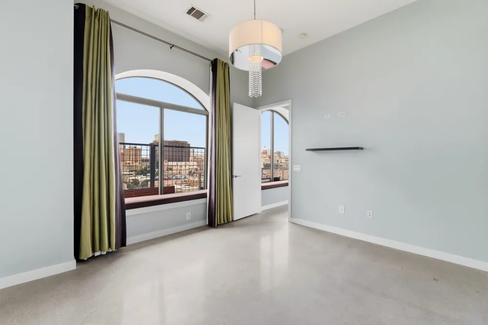 507 Sabine Street #901 Austin, TX 78701