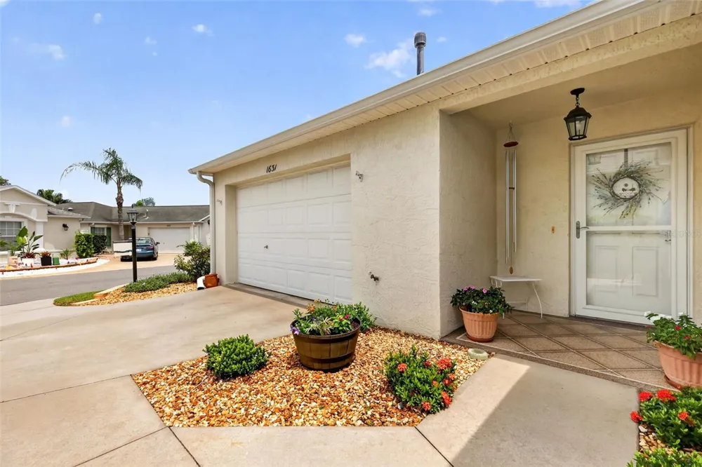 1631 SUMMERCHASE LOOP The Villages, FL 32162