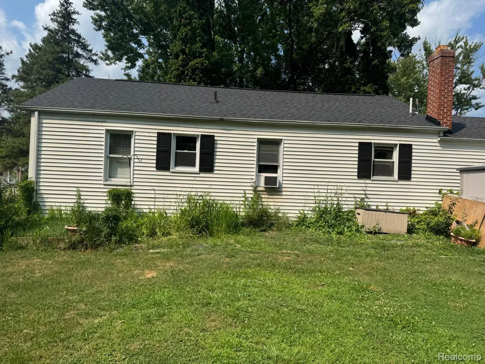 574 Wilson Avenue Mt Morris City, MI 48458