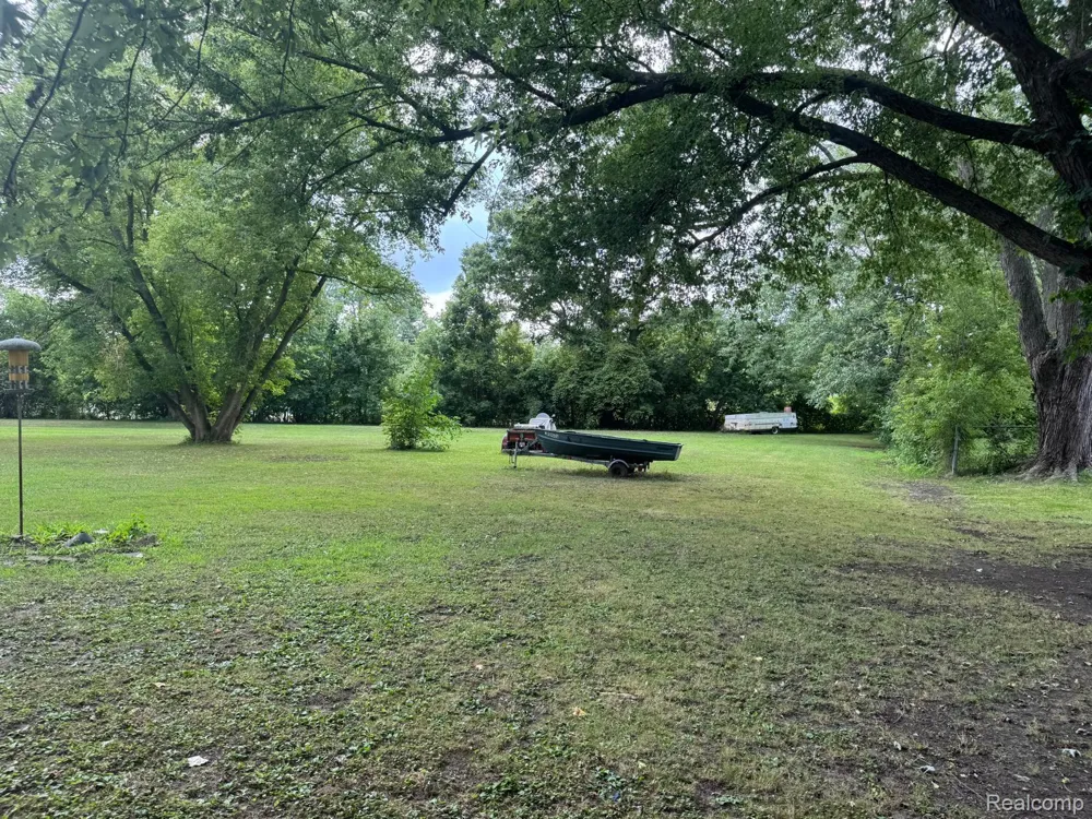 574 Wilson Avenue Mt Morris City, MI 48458