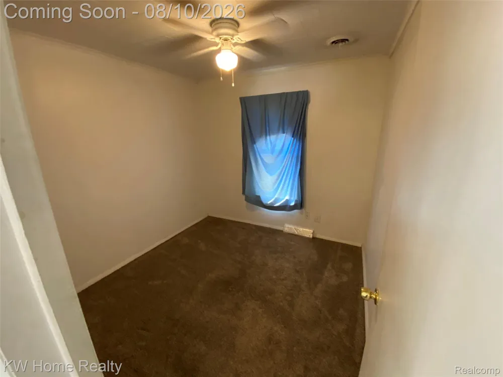 18843 Norborne Redford Charter Township, MI 48240