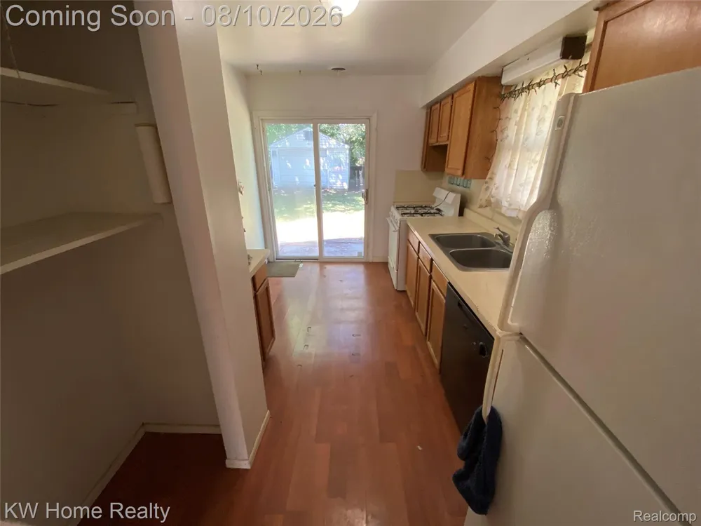18843 Norborne Redford Charter Township, MI 48240
