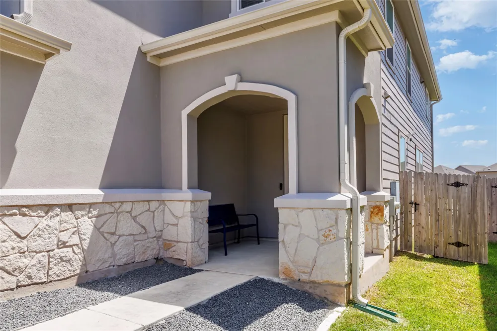 14405 James Buchanan Street Manor, TX 78653