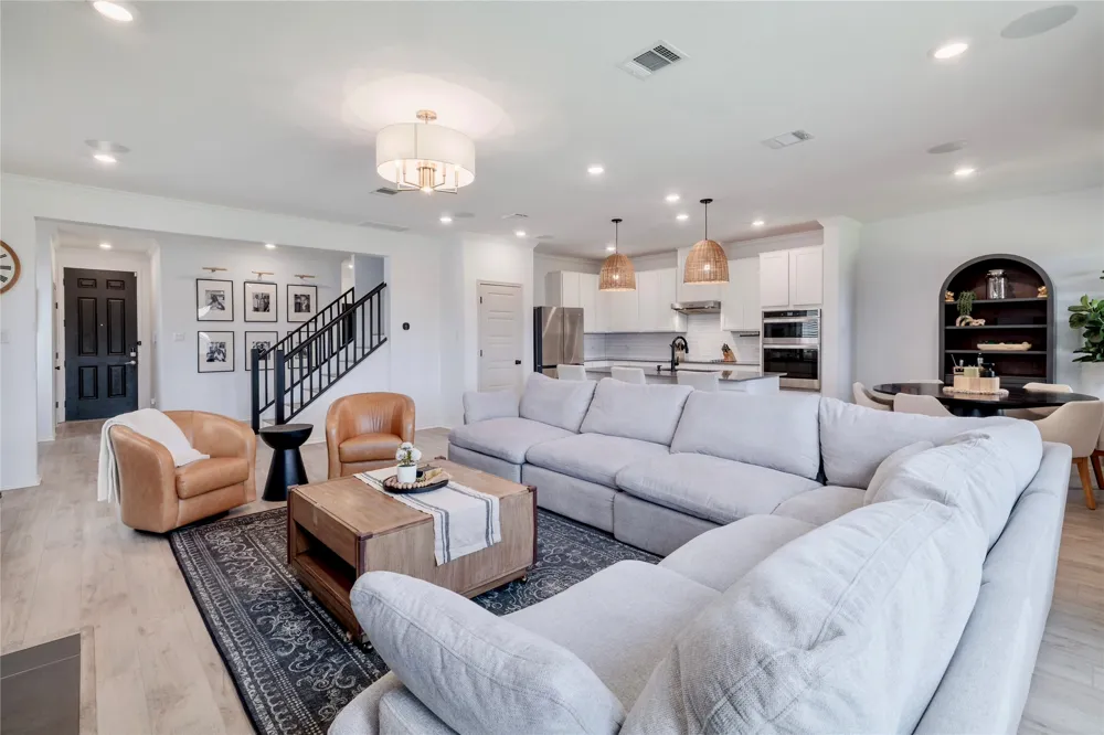14405 James Buchanan Street Manor, TX 78653