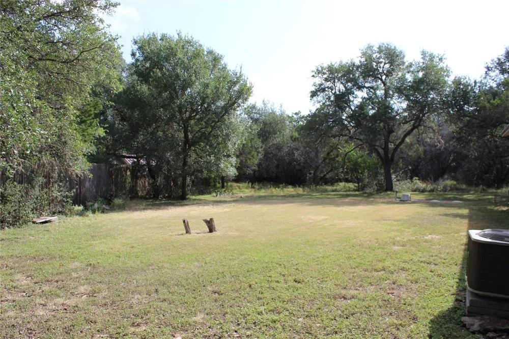 630 Hillsedge Road Wimberley, TX 78676