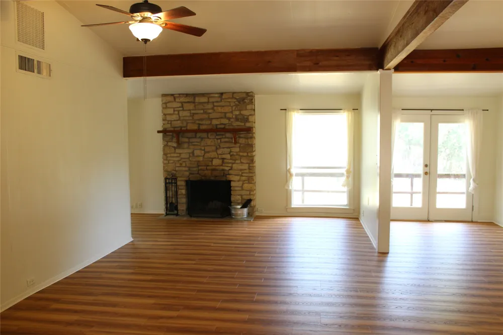 630 Hillsedge Road Wimberley, TX 78676