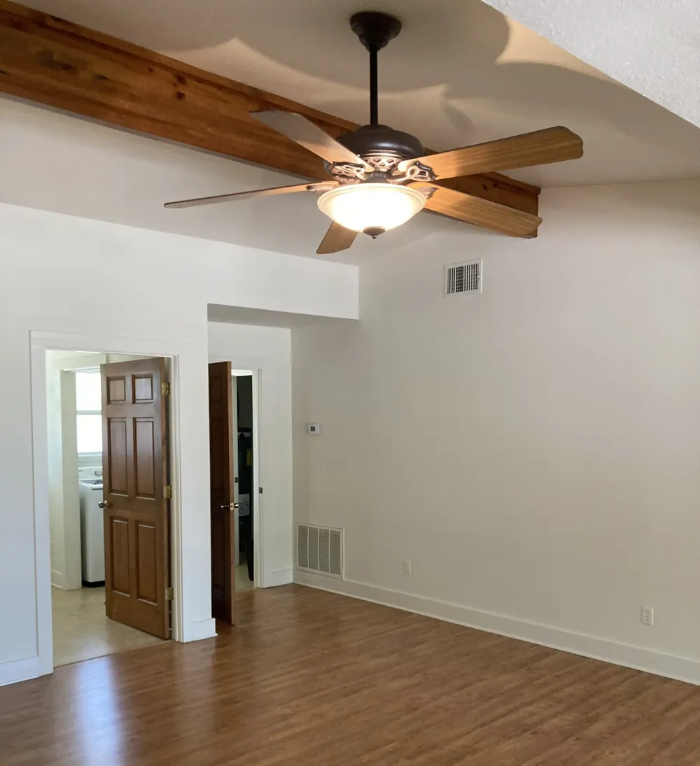 630 Hillsedge Road Wimberley, TX 78676