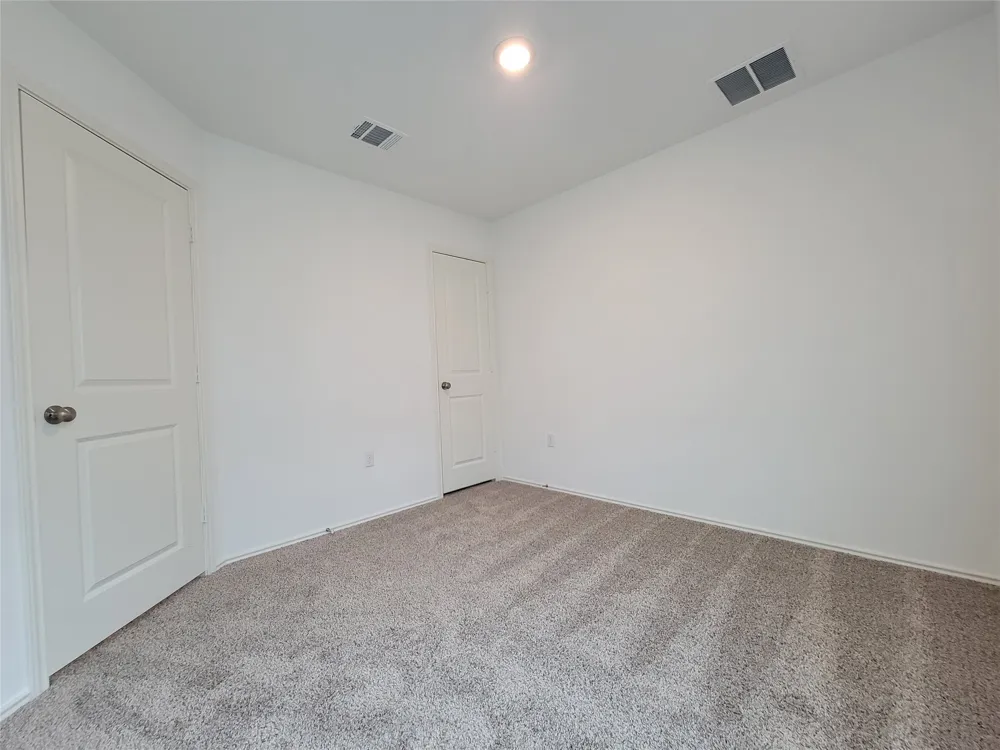 12109 Short Leaf Path Del Valle, TX 78617