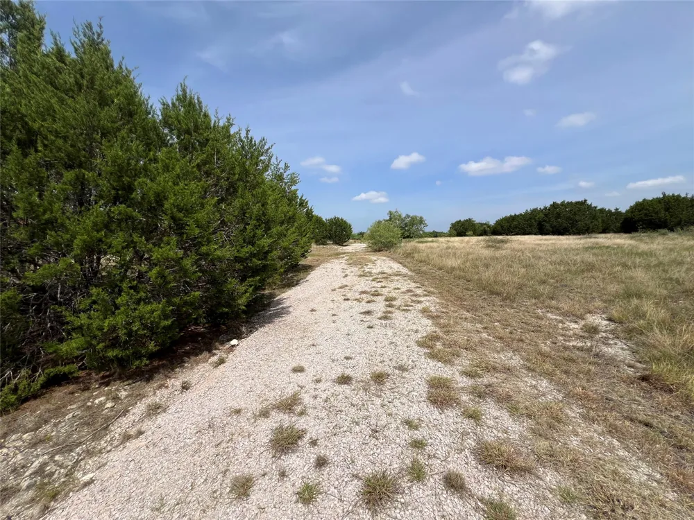 118 High View Lane Lampasas, TX 76550