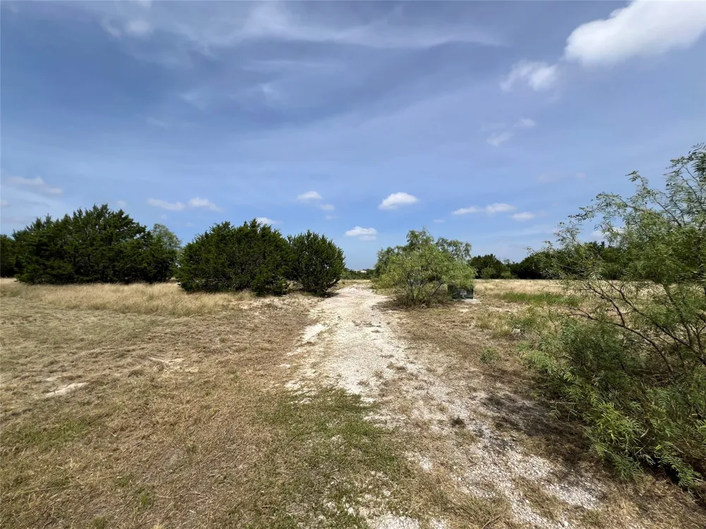 118 High View Lane Lampasas, TX 76550