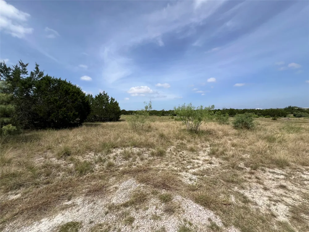 118 High View Lane Lampasas, TX 76550