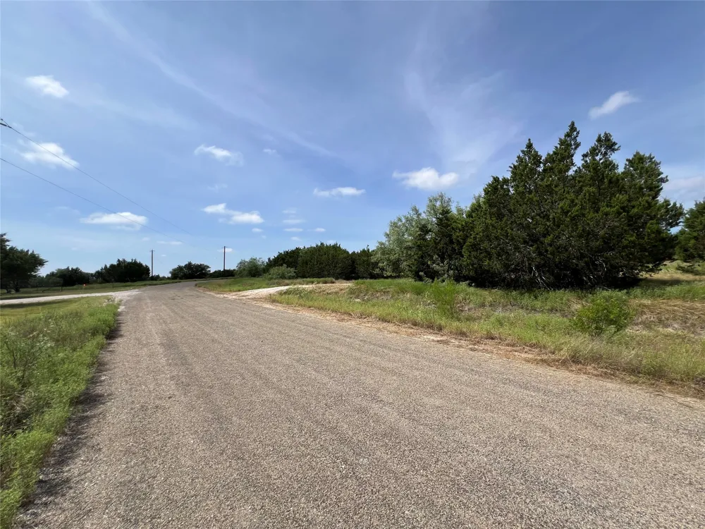 118 High View Lane Lampasas, TX 76550