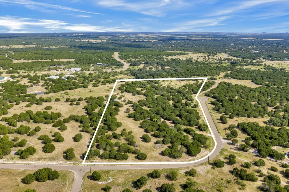 118 High View Lane Lampasas, TX 76550