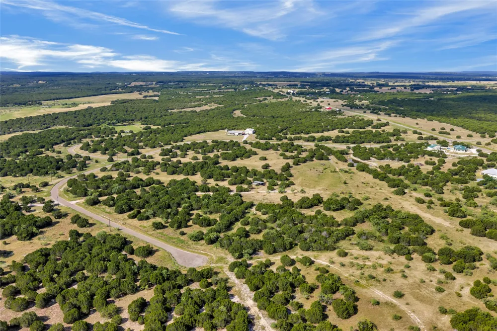 118 High View Lane Lampasas, TX 76550