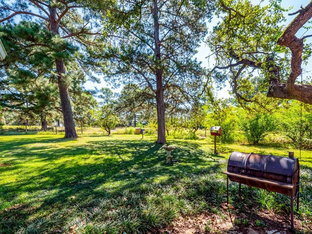 836 Cottle Town Road Smithville, TX 78957