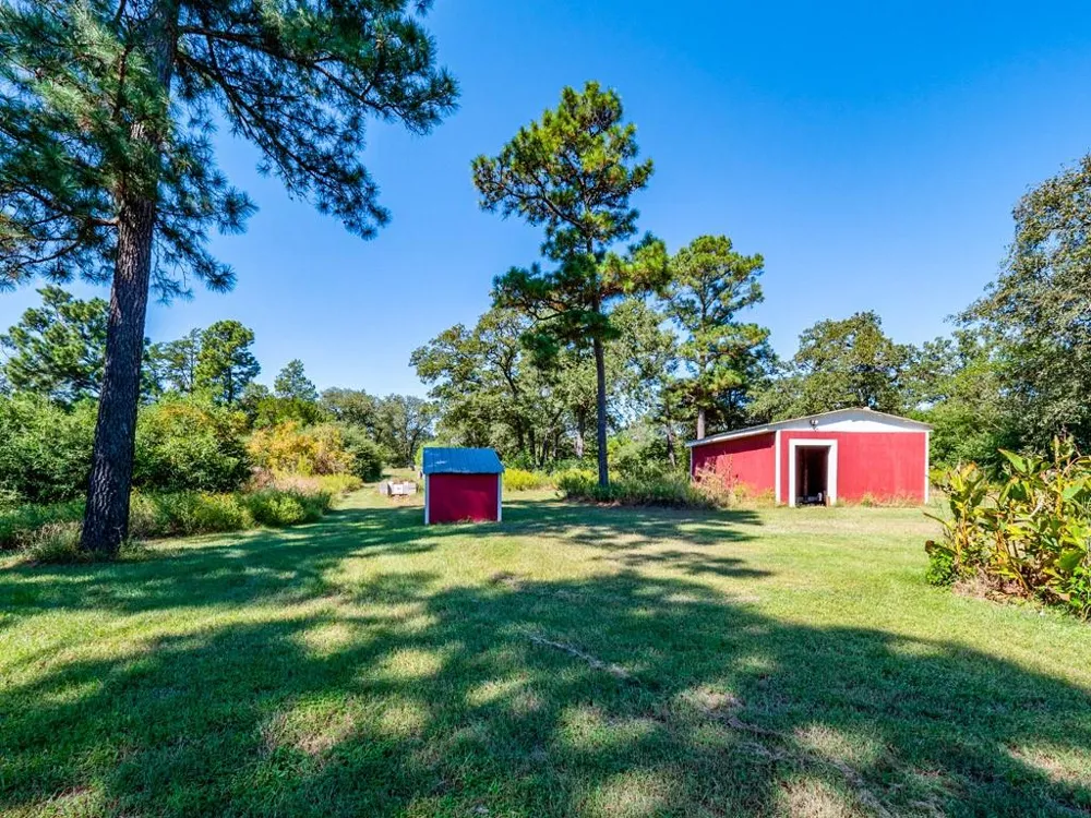 836 Cottle Town Road Smithville, TX 78957