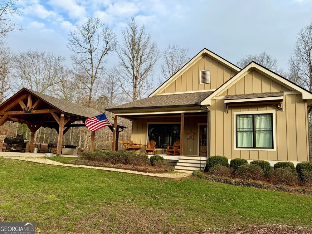 5240 Highway 17 Clarkesville, GA 30523