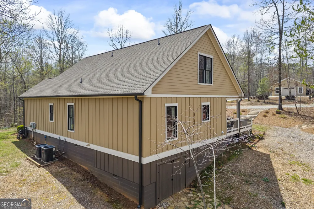 5240 Highway 17 Clarkesville, GA 30523