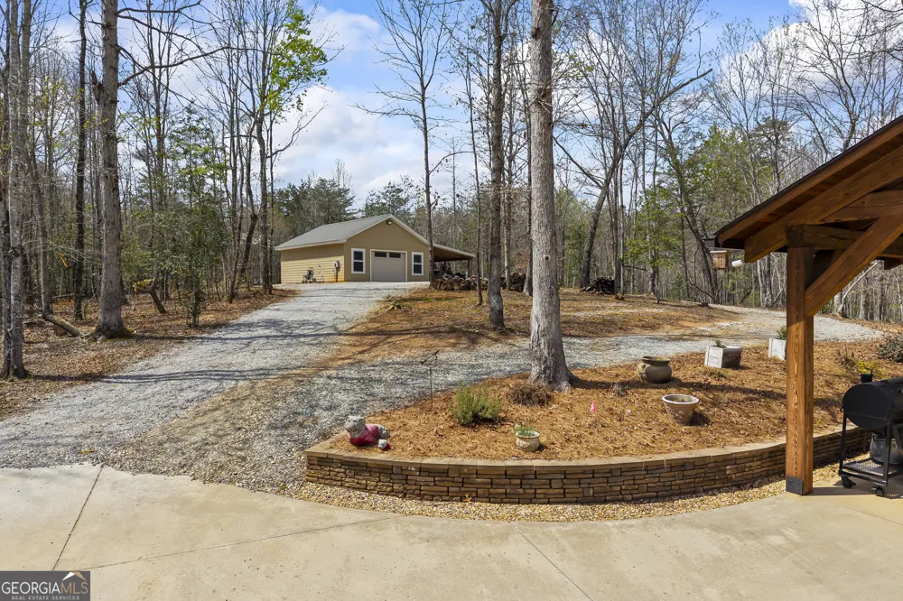 5240 Highway 17 Clarkesville, GA 30523