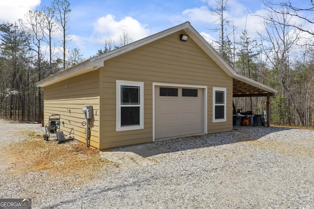 5240 Highway 17 Clarkesville, GA 30523