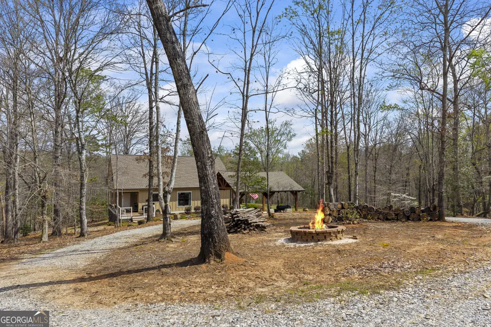 5240 Highway 17 Clarkesville, GA 30523