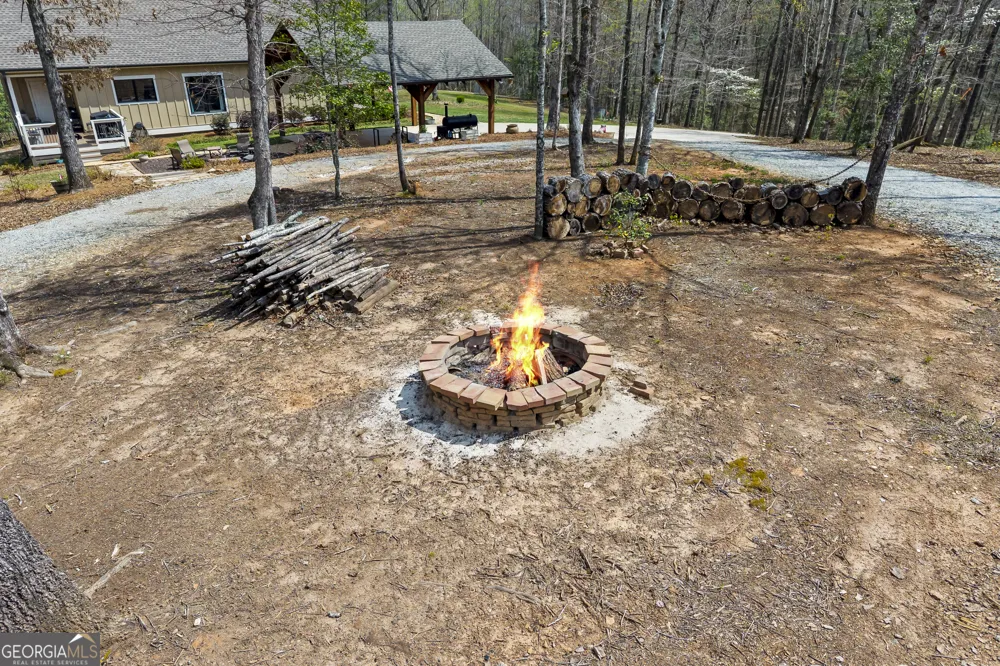 5240 Highway 17 Clarkesville, GA 30523