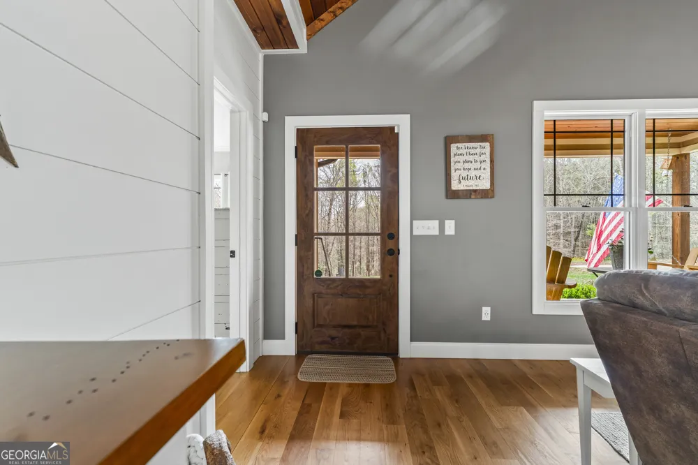 5240 Highway 17 Clarkesville, GA 30523