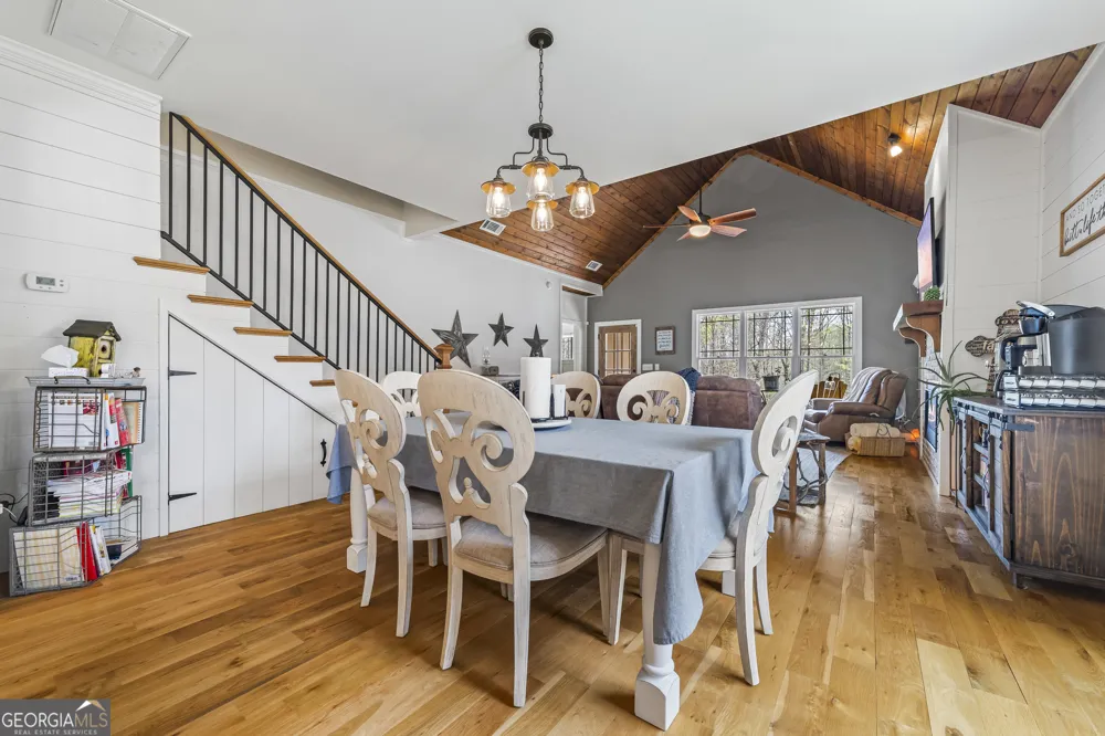 5240 Highway 17 Clarkesville, GA 30523
