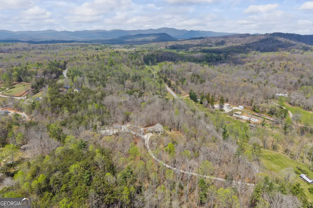 5240 Highway 17 Clarkesville, GA 30523