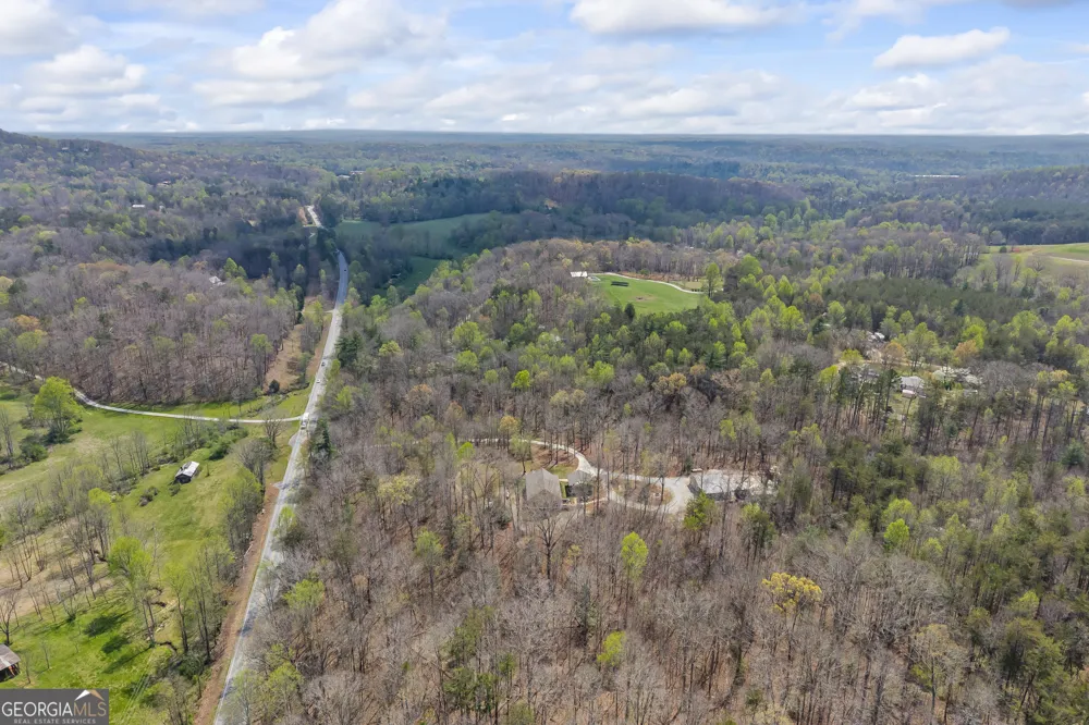 5240 Highway 17 Clarkesville, GA 30523