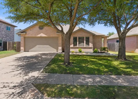 2213 Little Tree Bend