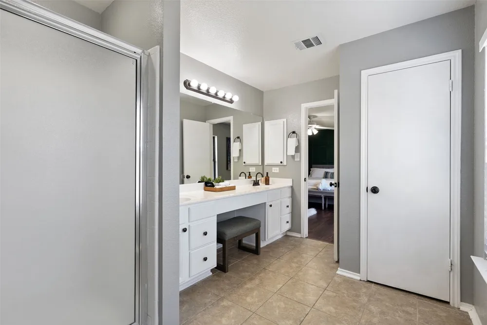 2213 Little Tree Bend Cedar Park, TX 78613