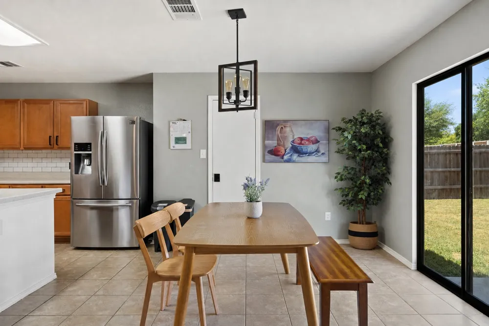 2213 Little Tree Bend Cedar Park, TX 78613