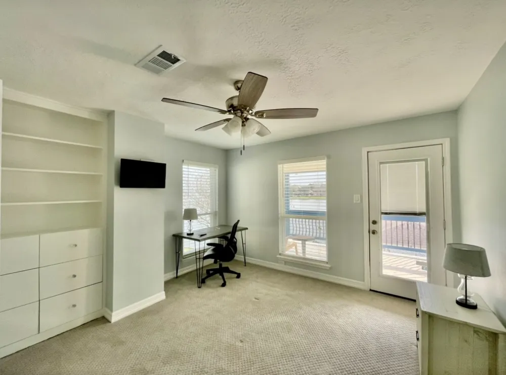 221 Capetown Way Montgomery, TX 77356