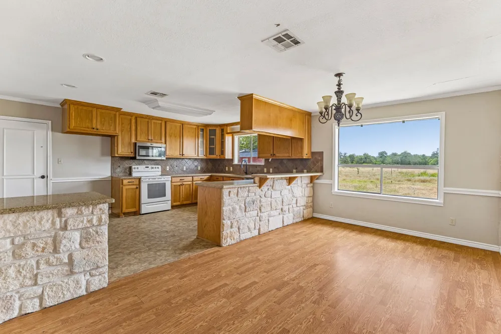 9765 FM 20 Lockhart, TX 78644