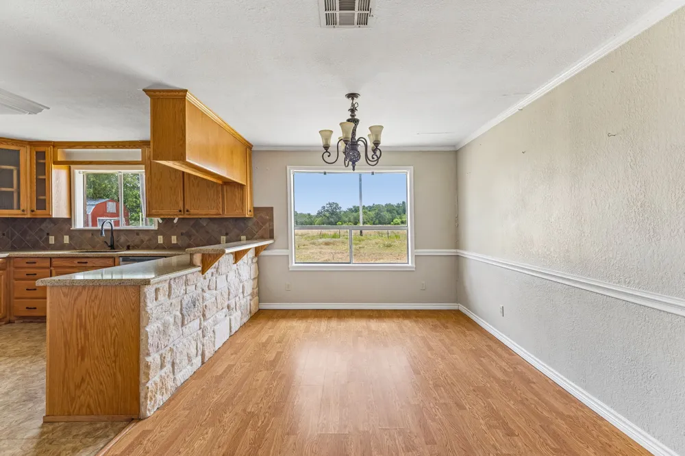 9765 FM 20 Lockhart, TX 78644