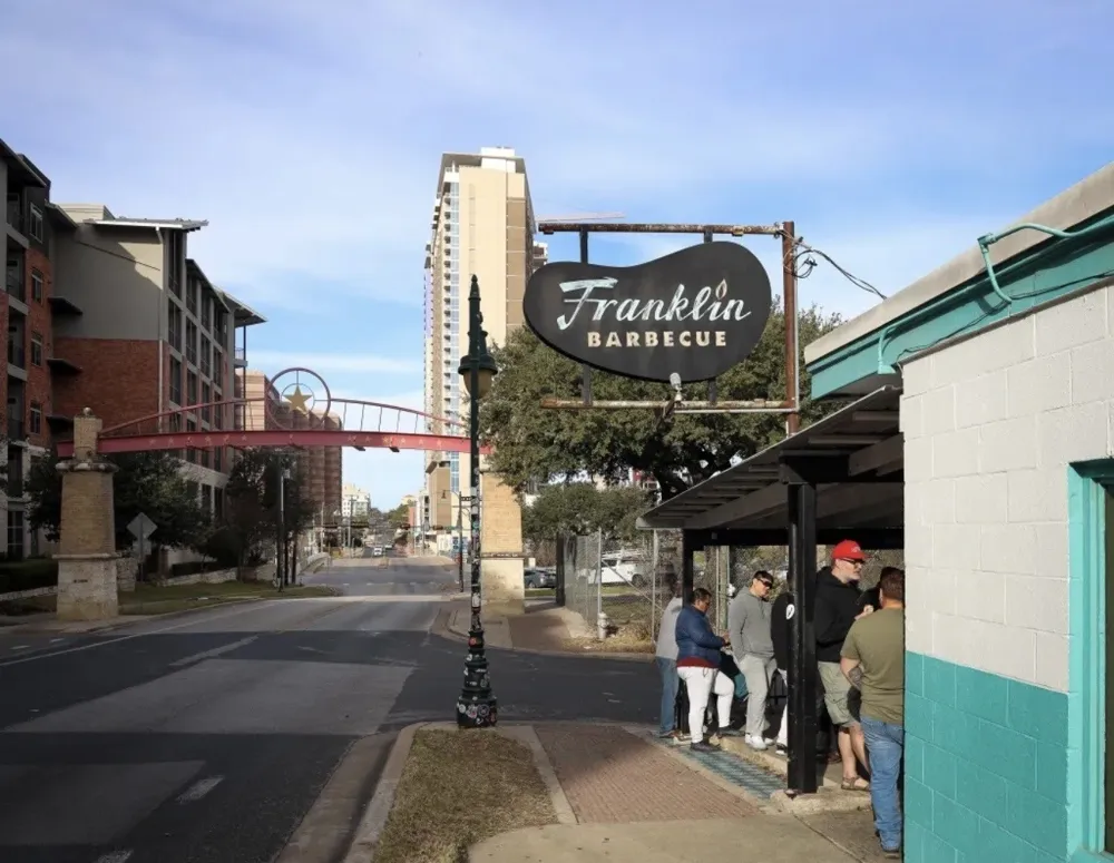 935 Olive Street Austin, TX 78702