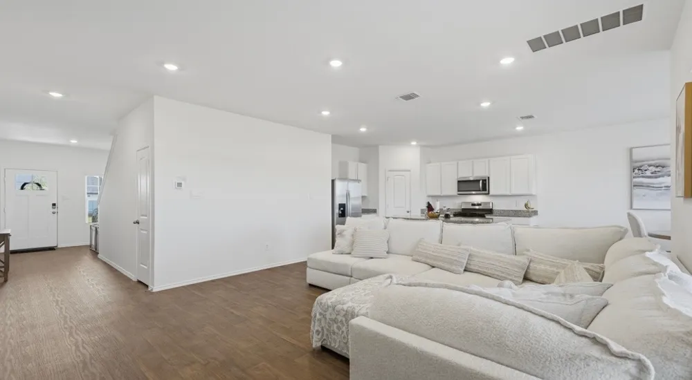 293 Ebbsfleet Drive Uhland, TX 78640