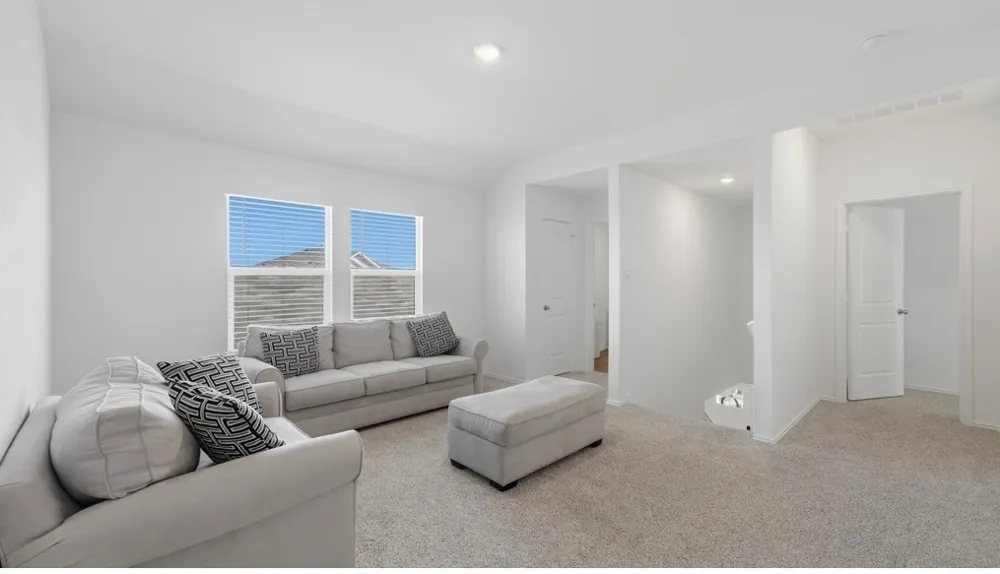 293 Ebbsfleet Drive Uhland, TX 78640