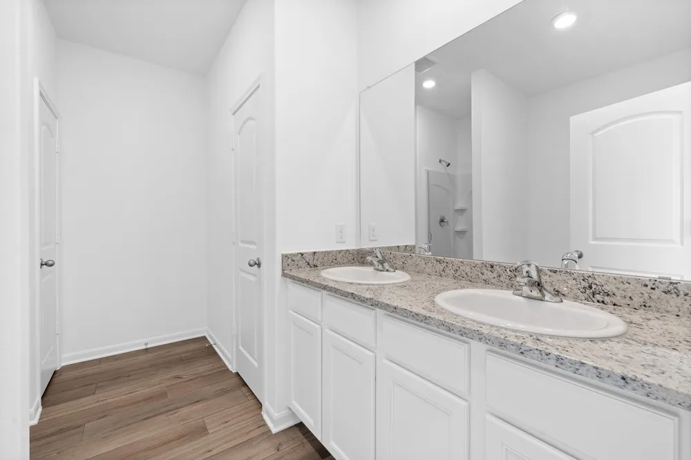242 Myrtle Oak Drive Maxwell, TX 78656